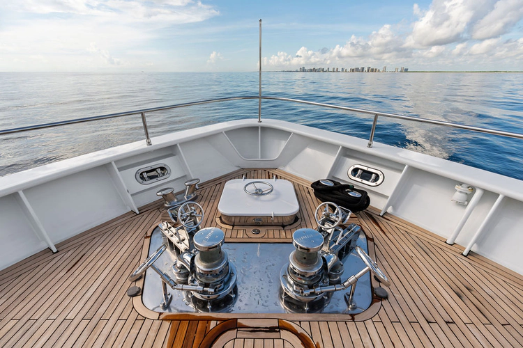 Samsara Yacht Photos Pics 