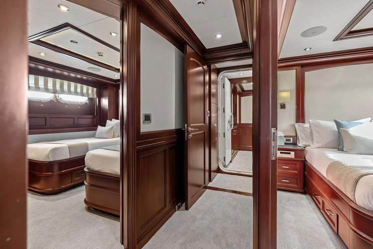 Samsara Yacht Photos Pics 
