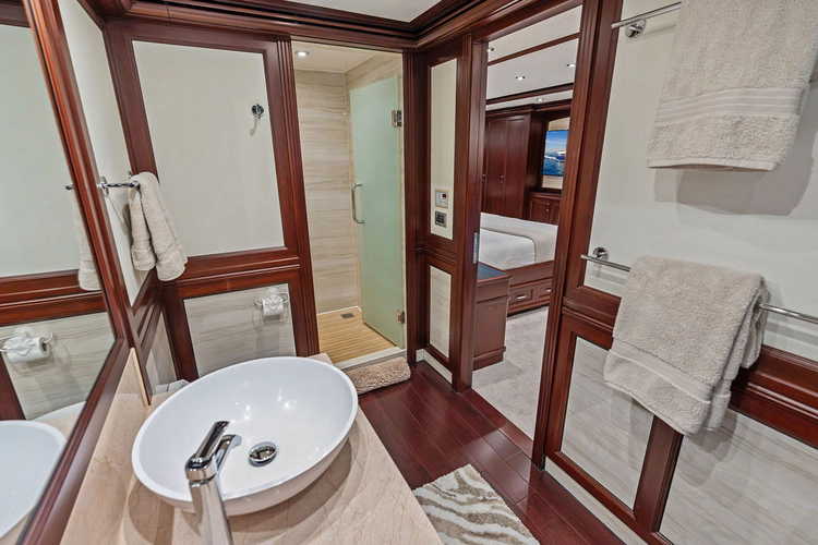 Samsara Yacht Photos Pics 