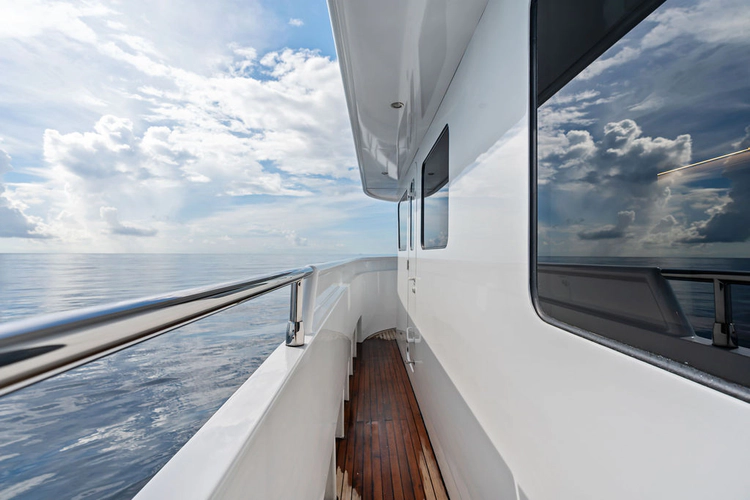 Samsara Yacht Photos Pics 
