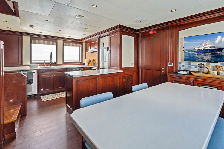 Samsara Yacht Photos Pics 