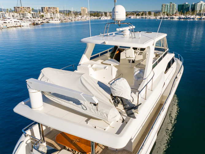 Malou Yacht Photos Pics 