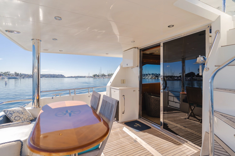 Malou Yacht Photos Pics 