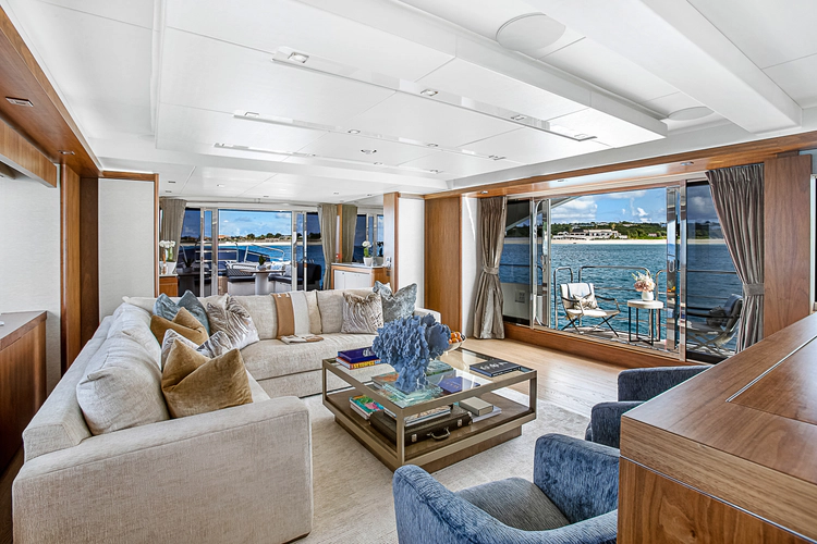 Evereast Yacht Photos Pics 