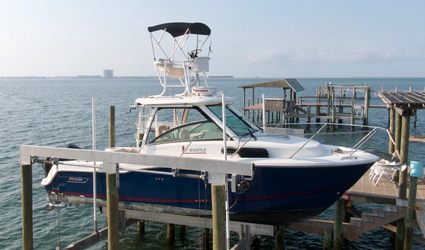28' Boston Whaler 2020