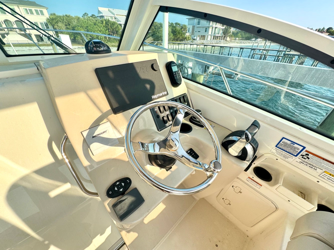Whistle Yacht Photos Pics 