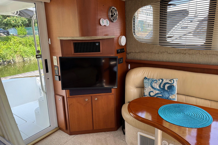 Lady Zette Yacht Photos Pics 