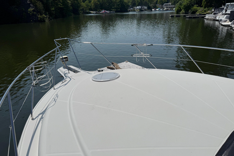 Lady Zette Yacht Photos Pics 