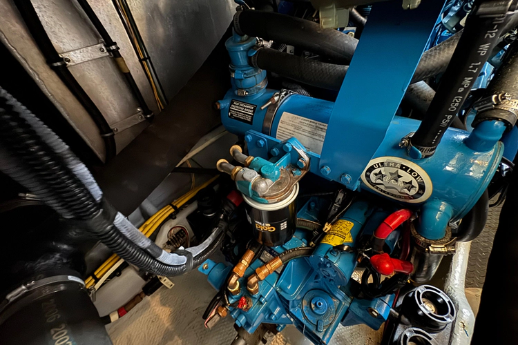 Lady Zette Yacht Photos Pics 