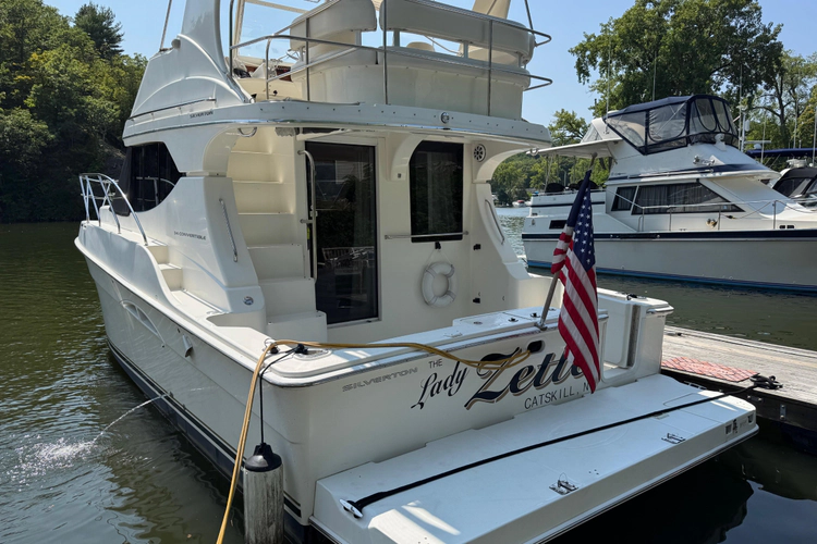 Lady Zette Yacht Photos Pics 