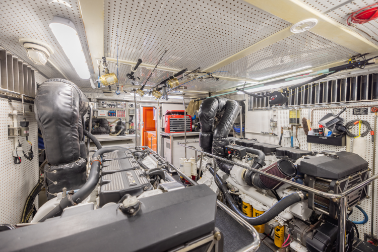 Colette Yacht Photos Pics 