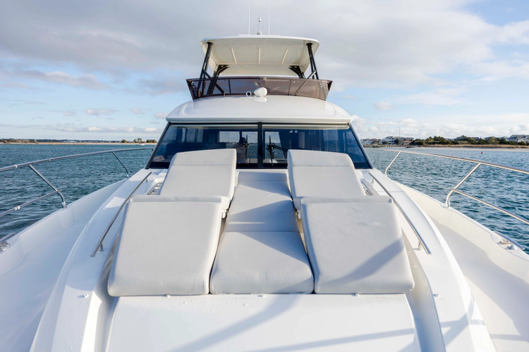 Never Lost Yacht Photos Pics 