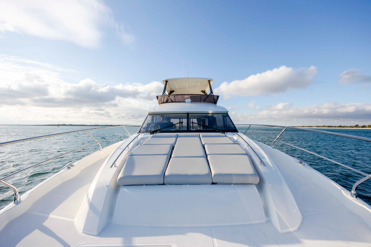 Never Lost Yacht Photos Pics 