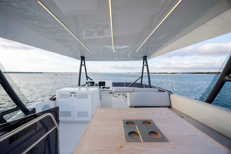 Never Lost Yacht Photos Pics 