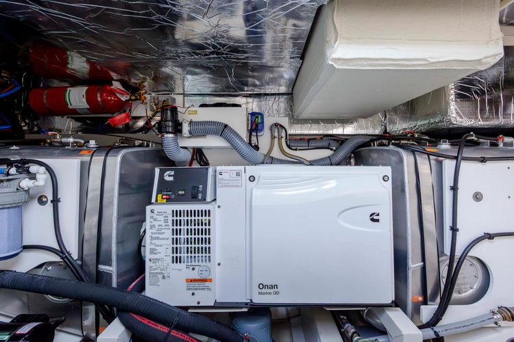 Never Lost Yacht Photos Pics 