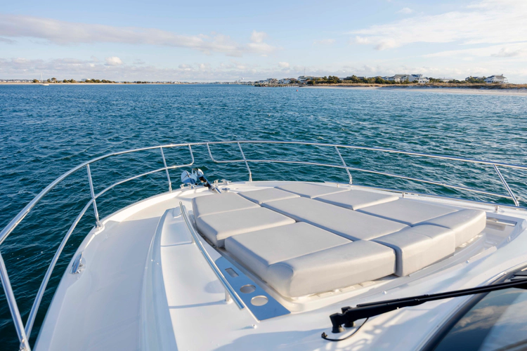 Never Lost Yacht Photos Pics 