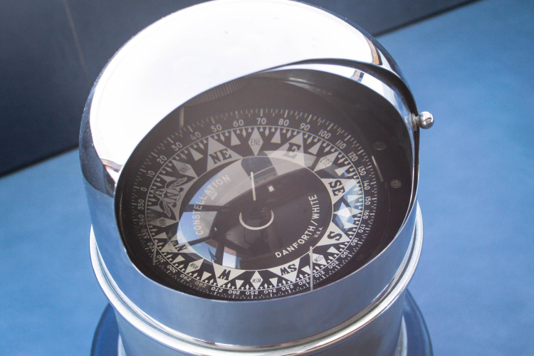 New School Yacht Photos Pics 