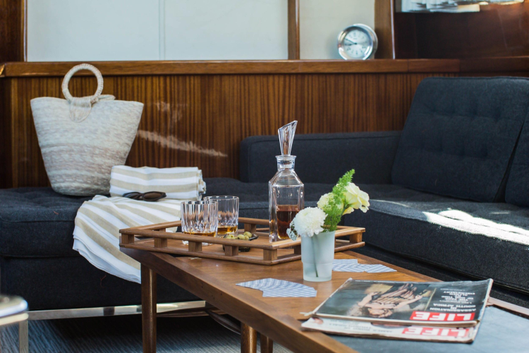 New School Yacht Photos Pics 