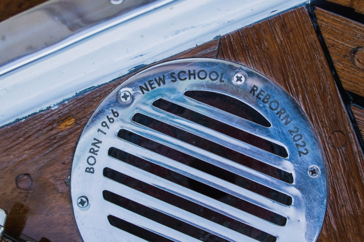 New School Yacht Photos Pics 