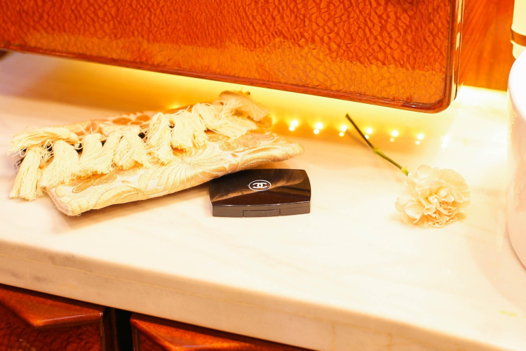 New School Yacht Photos Pics 