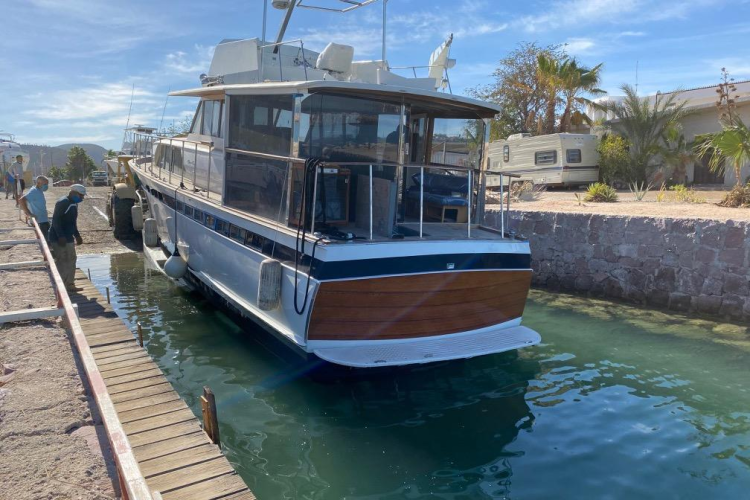 New School Yacht Photos Pics 