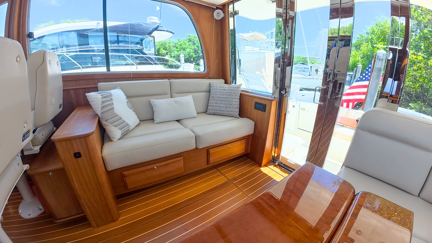 Marinette Yacht Photos Pics 