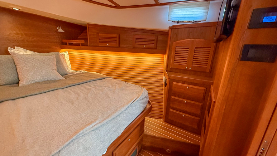 Marinette Yacht Photos Pics 