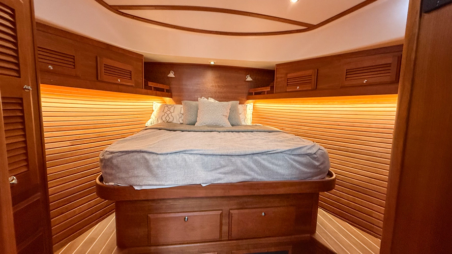 Marinette Yacht Photos Pics 