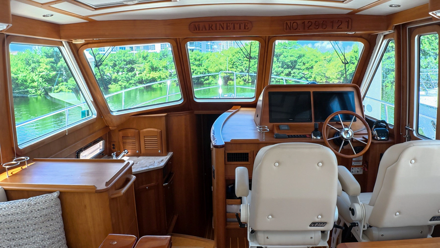 Marinette Yacht Photos Pics 