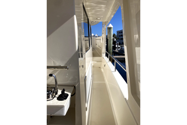 Grace Yacht Photos Pics 