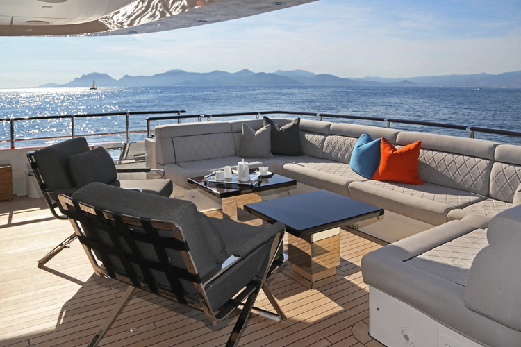 Aurelia Yacht Photos Pics 