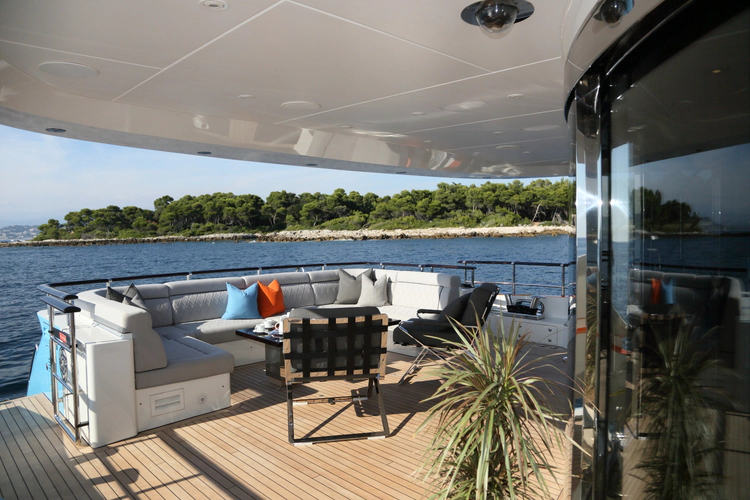 Aurelia Yacht Photos Pics 