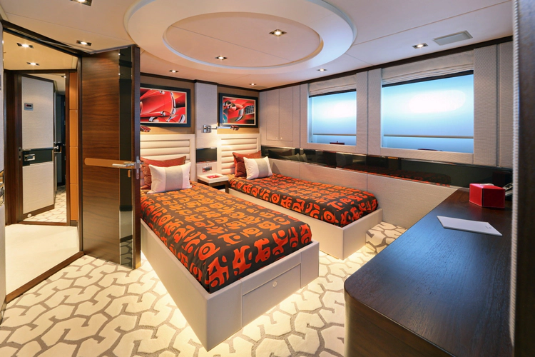 Aurelia Yacht Photos Pics 