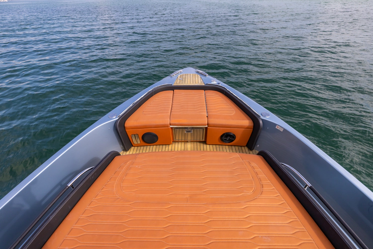 Bella Yacht Photos Pics 