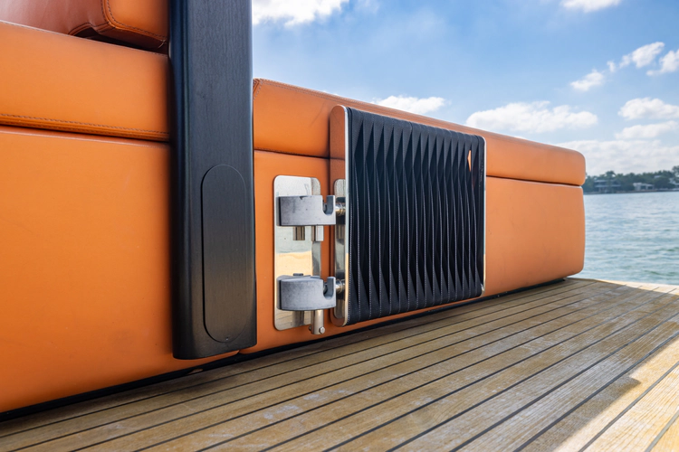 Bella Yacht Photos Pics 