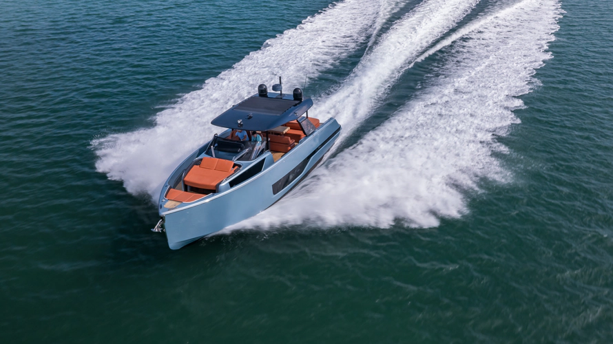 Bella Yacht Photos Pics 