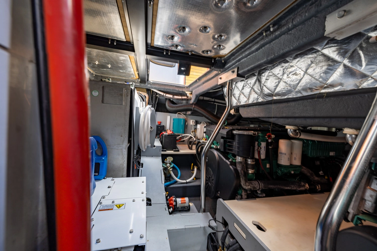 Bella Yacht Photos Pics 