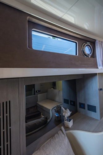 Bella Yacht Photos Pics 