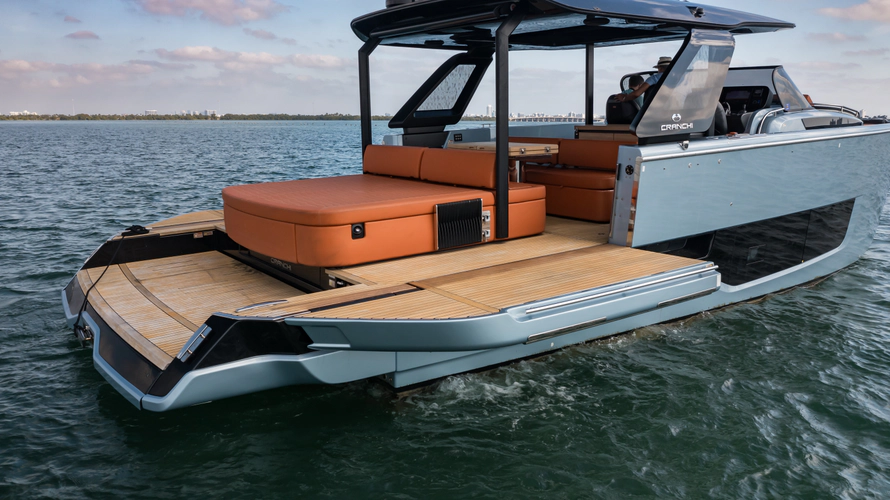 Bella Yacht Photos Pics 