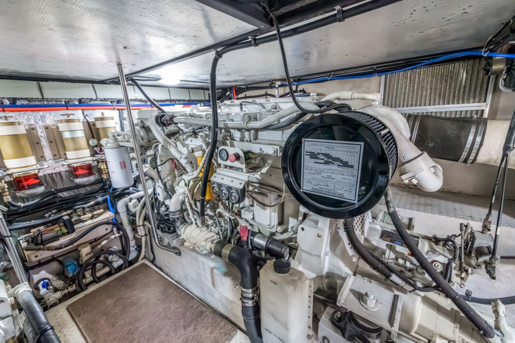 Aqua Yacht Photos Pics 