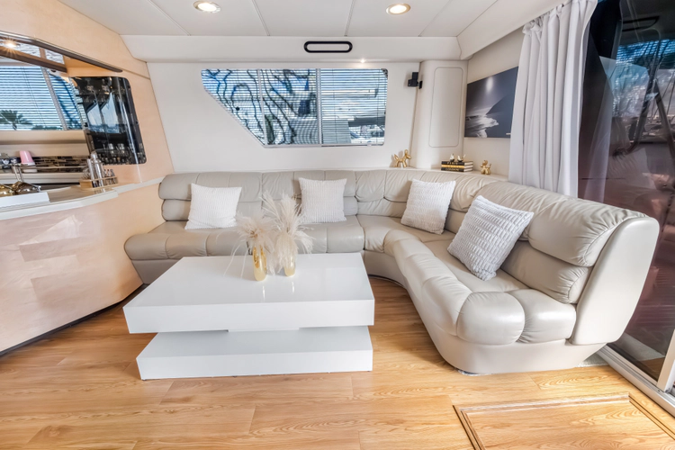 Aqua Yacht Photos Pics 