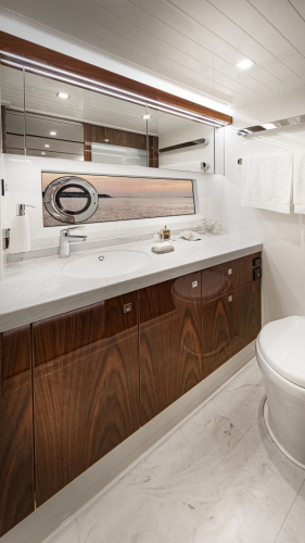 72 Sports Motor Yacht Yacht Photos Pics 