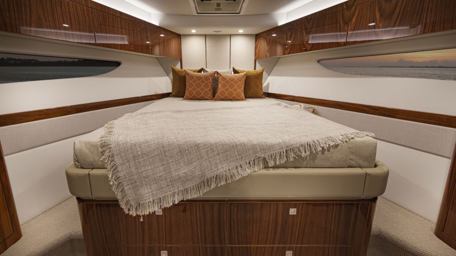 72 Sports Motor Yacht Yacht Photos Pics 