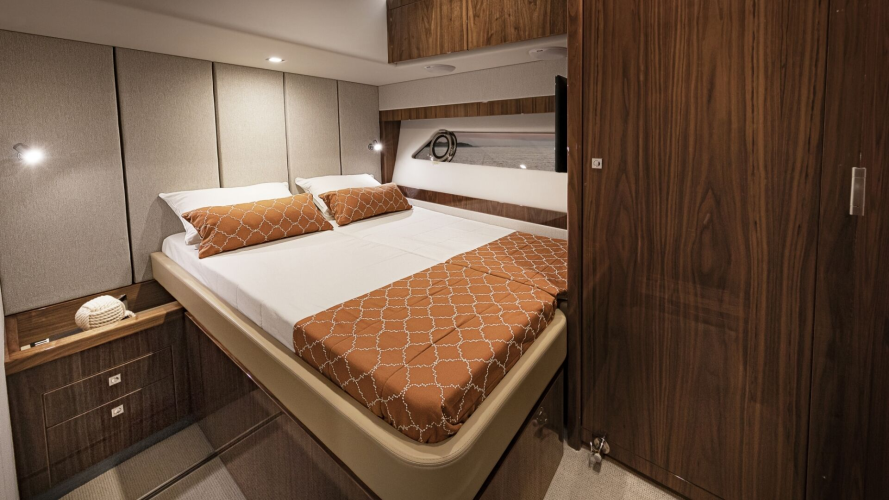 72 Sports Motor Yacht Yacht Photos Pics 