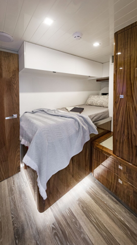 72 Sports Motor Yacht Yacht Photos Pics 