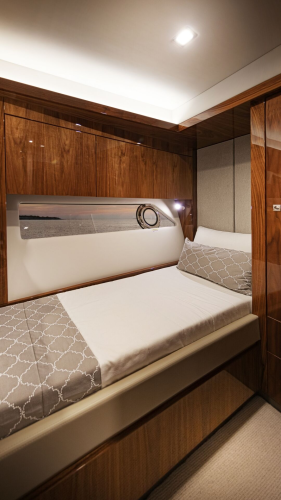 72 Sports Motor Yacht Yacht Photos Pics 