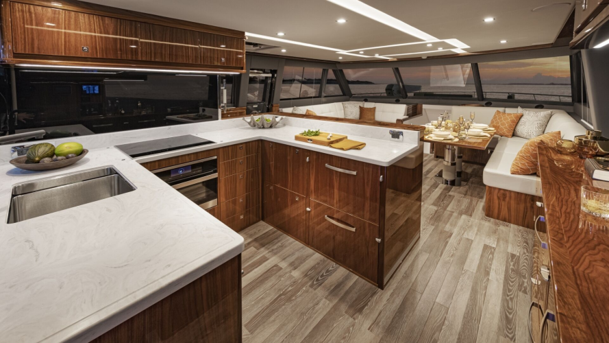 72 Sports Motor Yacht Yacht Photos Pics 