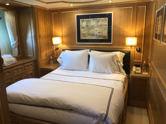 Albatross Yacht Photos Pics 