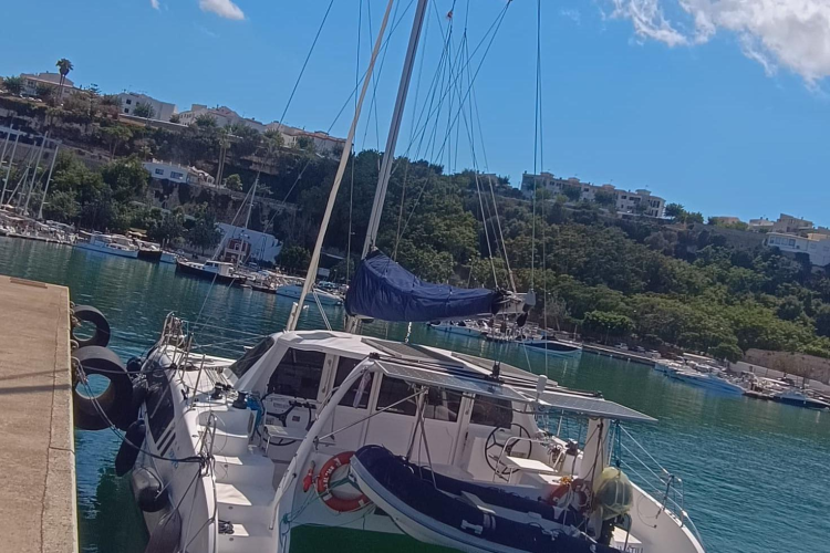 Seis Al Mar Yacht Photos Pics 