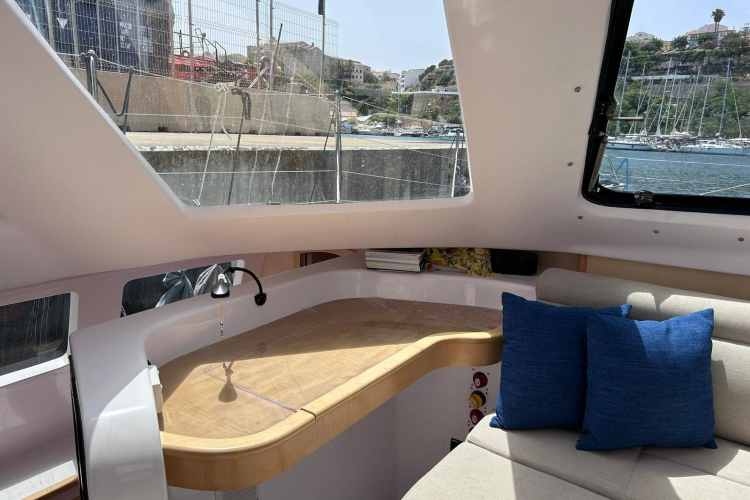 Seis Al Mar Yacht Photos Pics 